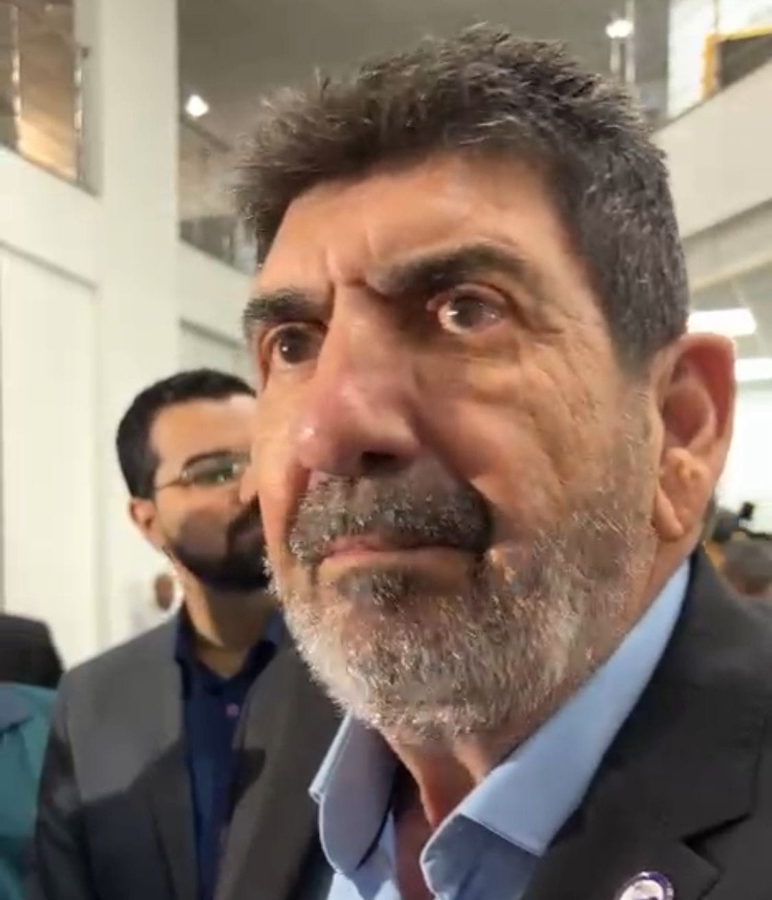 Debandada, incertezas e herdeiros políticos: MDB vive crise para montar chapas e aposta em novo nome da família Riva diz Dr. João, VEJA O VÍDEO