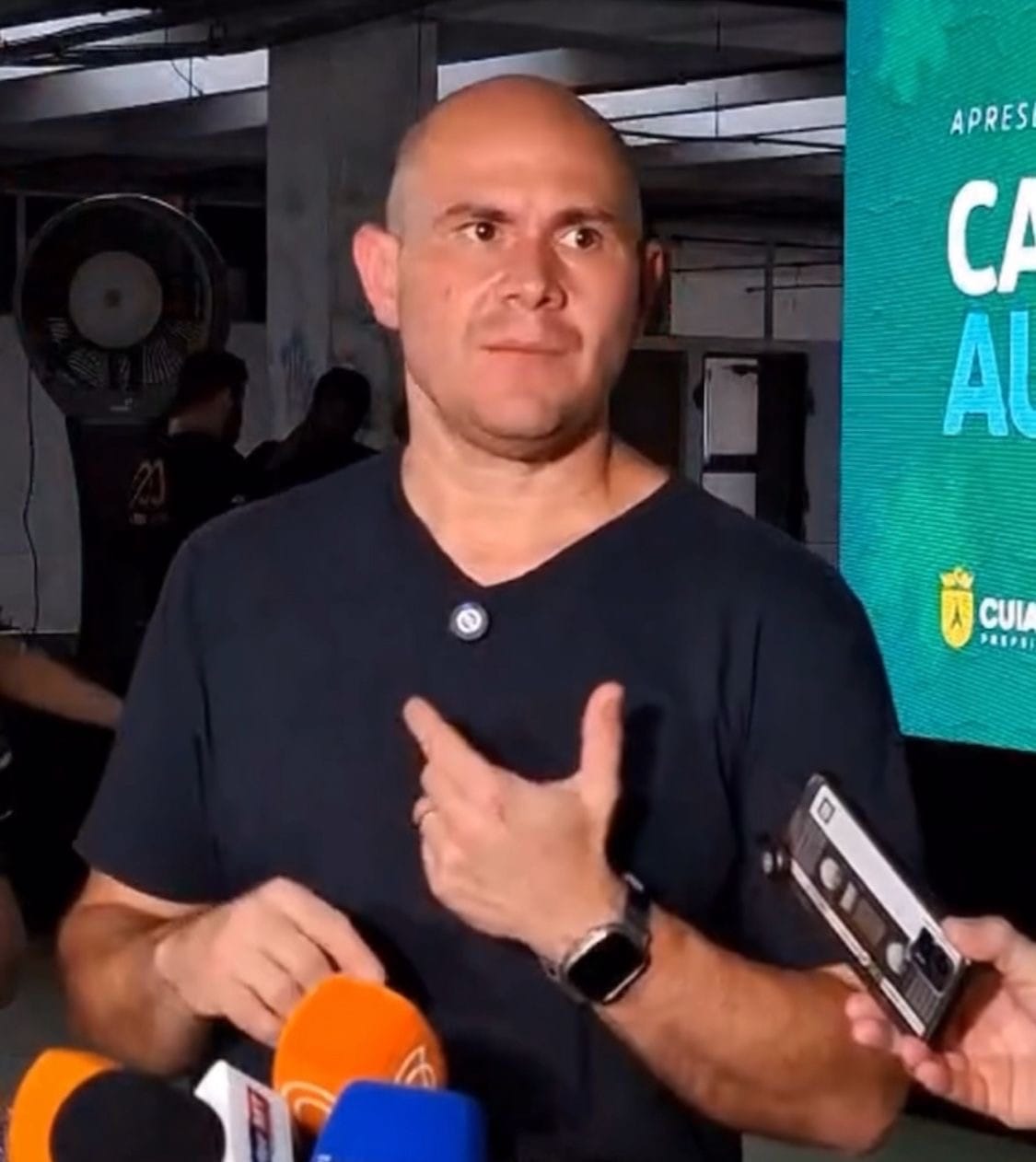 Abilio  explica mudança no modelo de fiscalização e troca radares por lombadas eletrônicas em Cuiabá