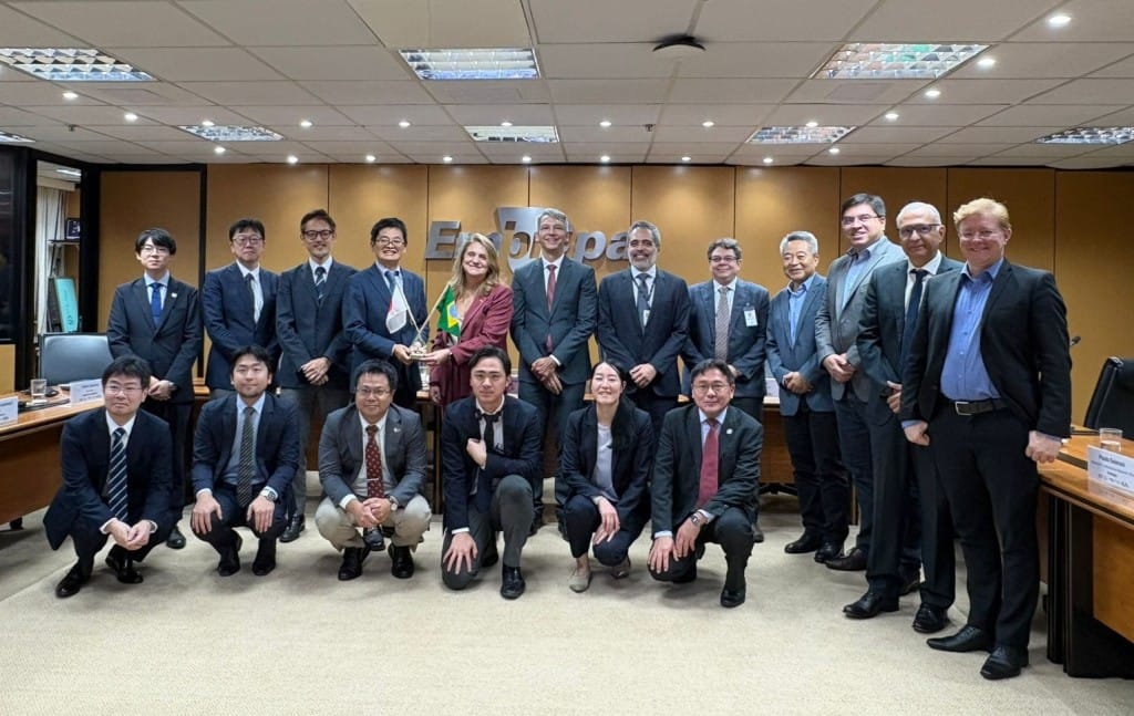 Brasil e Japão encerram projeto de agricultura digital e ampliam cooperação no agro