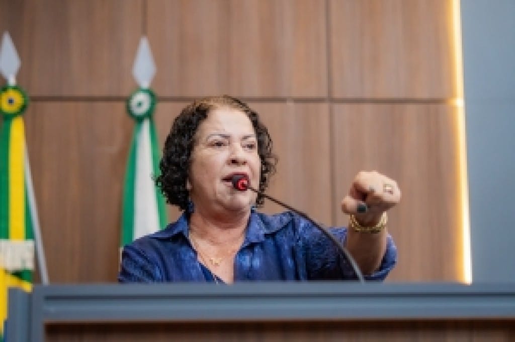 Baixinha Giraldelli defende transparência na aplicação de empréstimo em Cuiabá