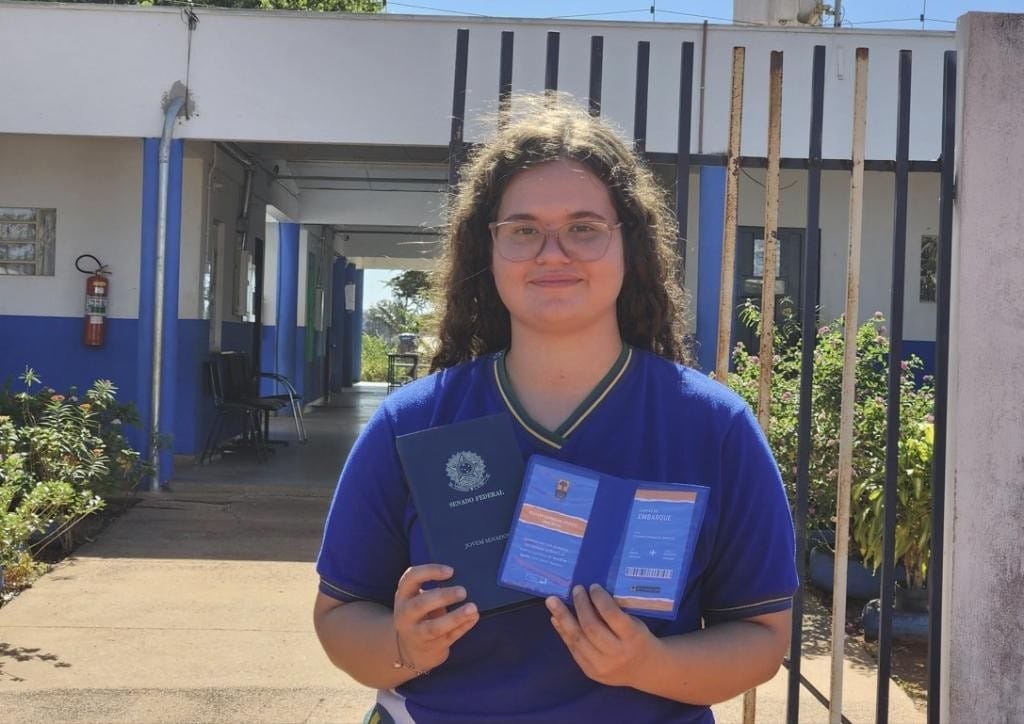 Seduc orienta sobre fim do prazo das inscrições do programa Jovem Senador 2026