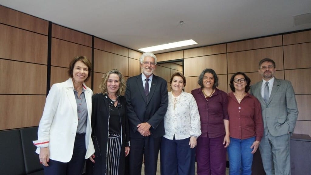 Conselho Nacional de Educação (CNE) instala comissão para incluir nos currículos enfrentamento à violência contra mulheres