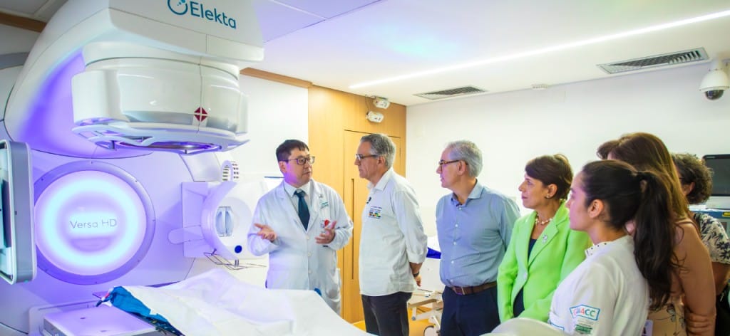 Ministério da Saúde amplia acesso ao tratamento oncológico de crianças e adolescentes com novo acelerador linear no Hospital do GRAAC, em São Paulo
