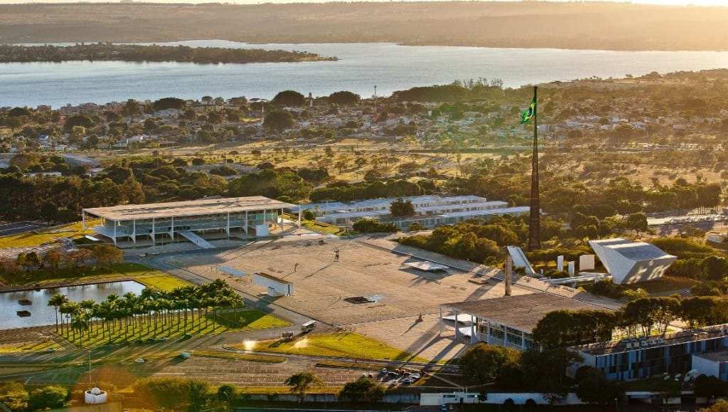 No Distrito Federal, 98 meios de hospedagem ainda precisam aderir à nova Ficha Nacional de Registro de Hóspedes Digital
