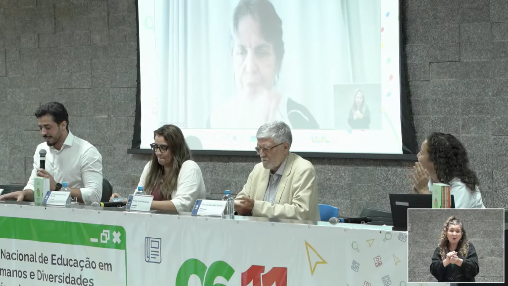 Encontro nacional debate educação em direitos humanos