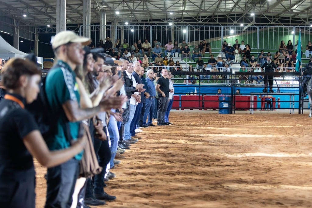 Prefeito participa da abertura do Rodeio Indoor e reforça programação especial de aniversário de Cuiabá