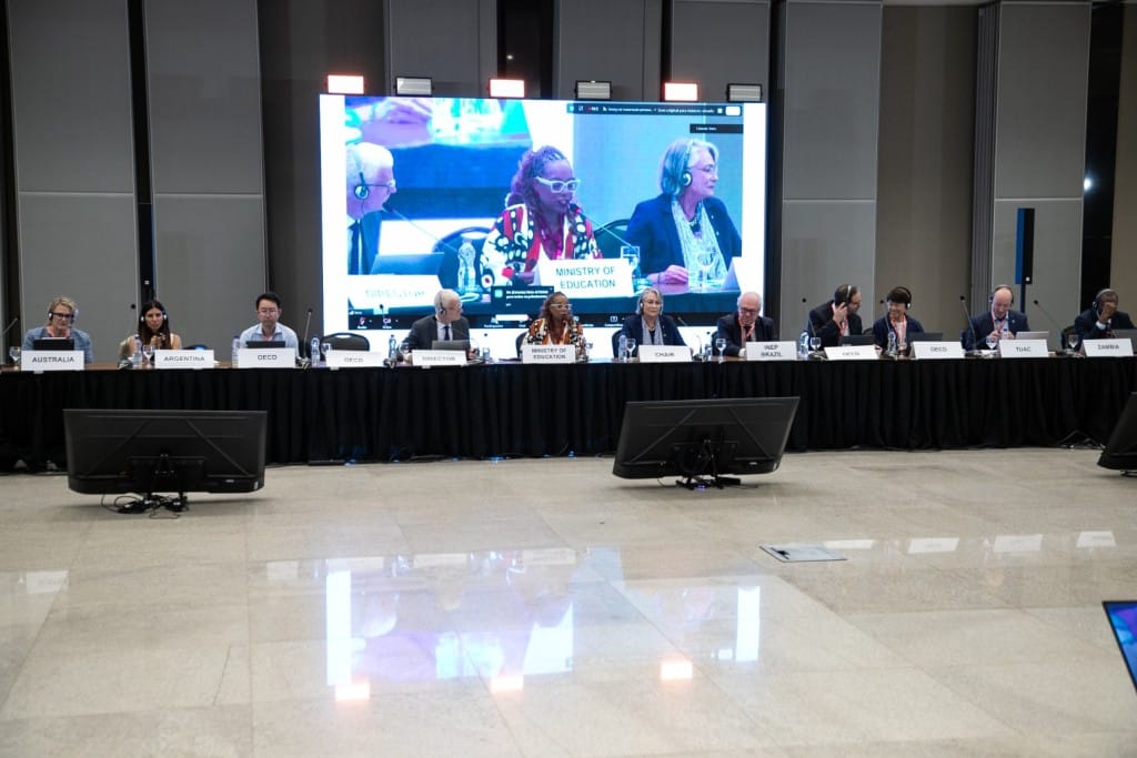 MEC participa de reunião de alta cúpula do Pisa