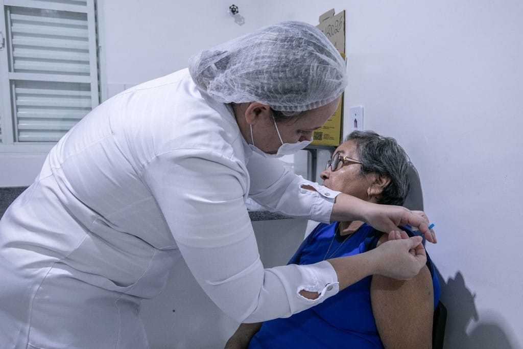Cuiabá realiza Dia D de vacinação contra influenza com foco em grupos prioritários no dia 25 de abril