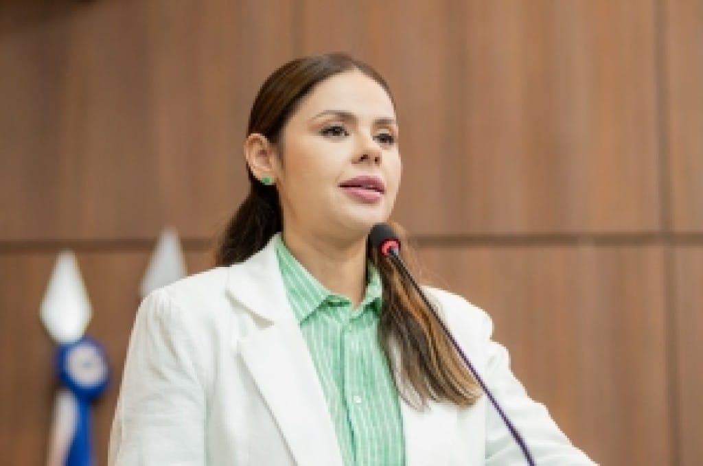 Michelly Alencar alerta para avanço da violência doméstica e defende fortalecimento da família
