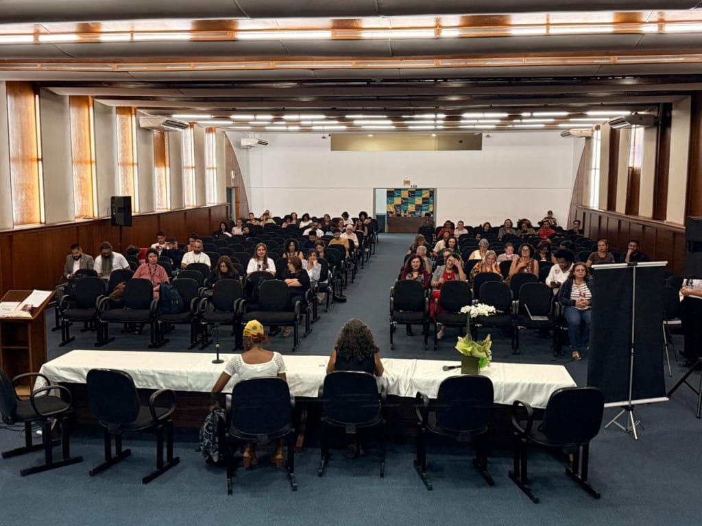 MEC debate perspectivas do Escolas Interculturais de Fronteira