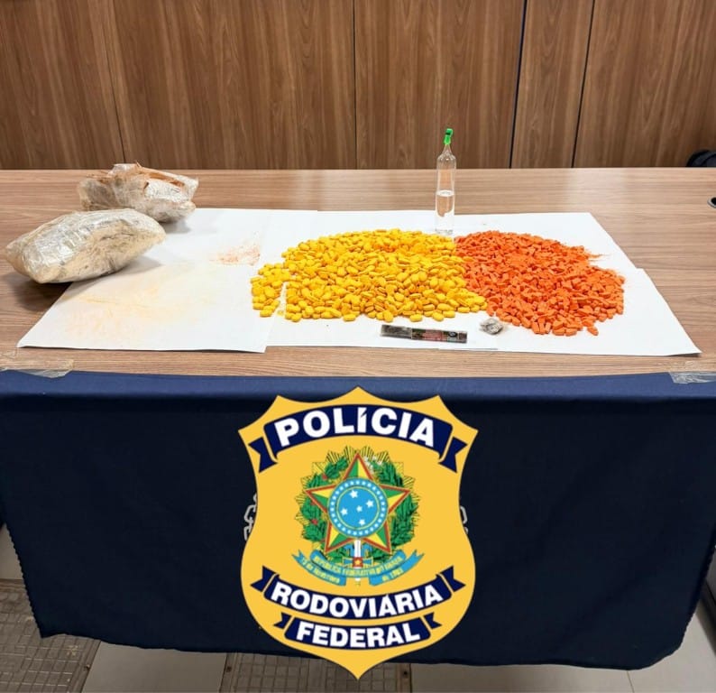 PRF apreende droga em bagagem de passageira na BR-364, em Alto Garças (MT)