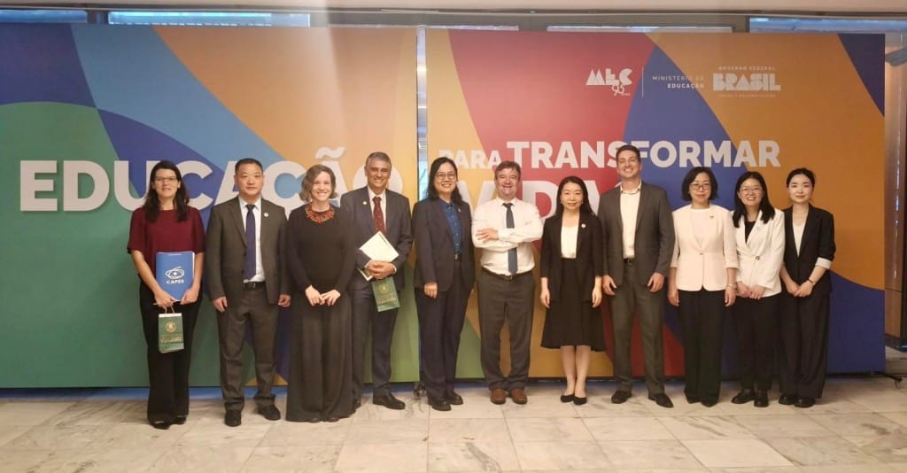MEC fortalece parceria educacional com a China