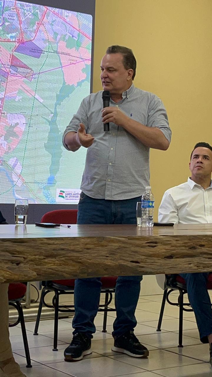 Em reunião com empresários, Max Russi garante emendas no orçamento estadual para construção do terminal industrial de Santo Antônio do Leverger “Virada de chave”