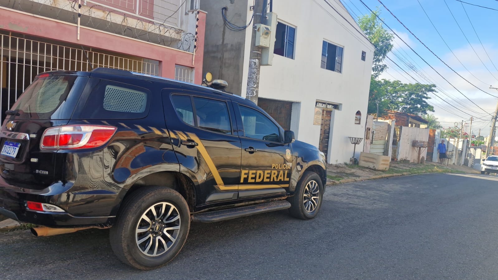 Suspeito morre após confronto armado com a PF nas primeiras horas deste sábado em Mato Grosso