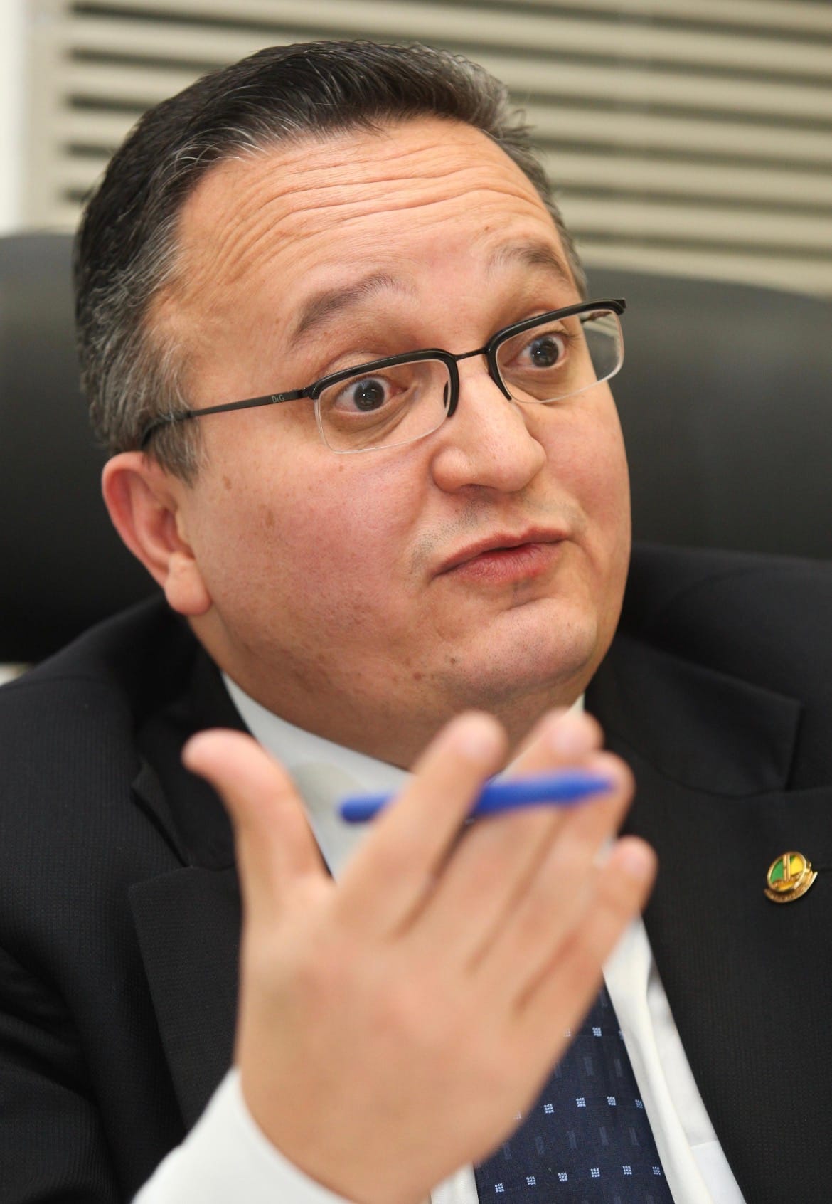 Justiça volta a barrar ataques de Taques contra Mauro e Fábio e manda apagar publicações falsas das redes sociais