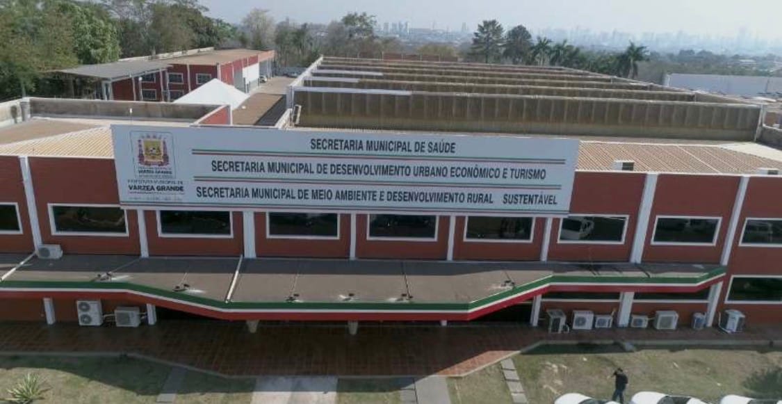 Várzea Grande amplia estrutura do SUS com entrega de ambulância e novos equipamentos nesta terça-feira