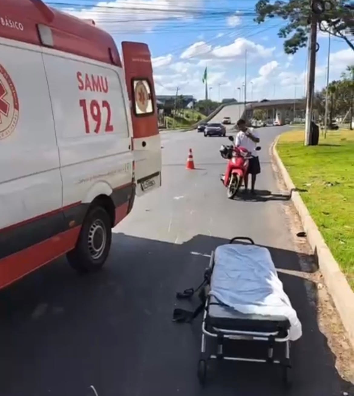 Acidente com fuga de motorista termina em morte na Avenida do CPA e reacende alerta para violência no trânsito em Cuiabá
