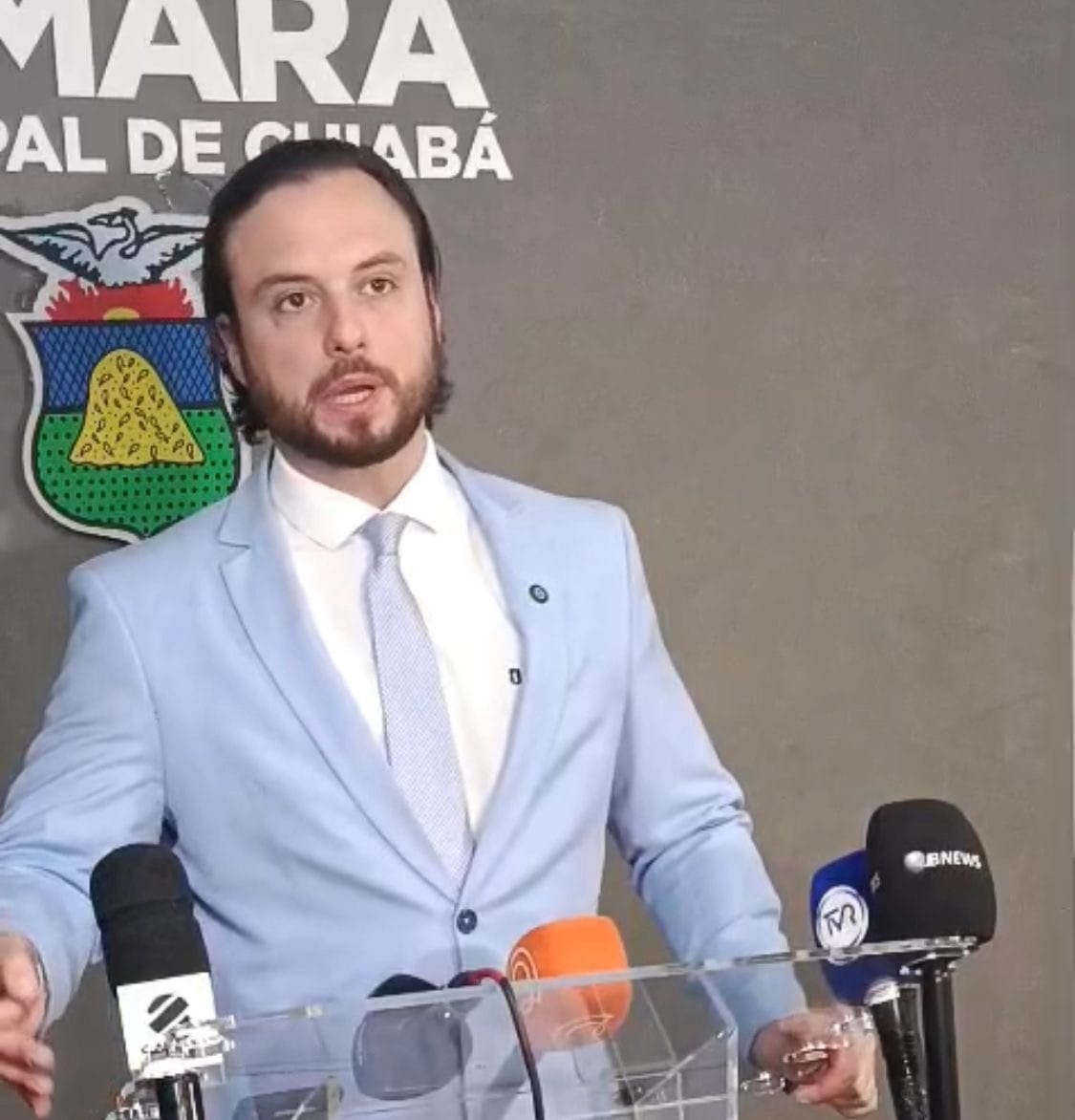 “A sociedade precisa de uma resposta”: Daniel Monteiro cobra TCE e pressiona por julgamento das contas de Emanuel Pinheiro