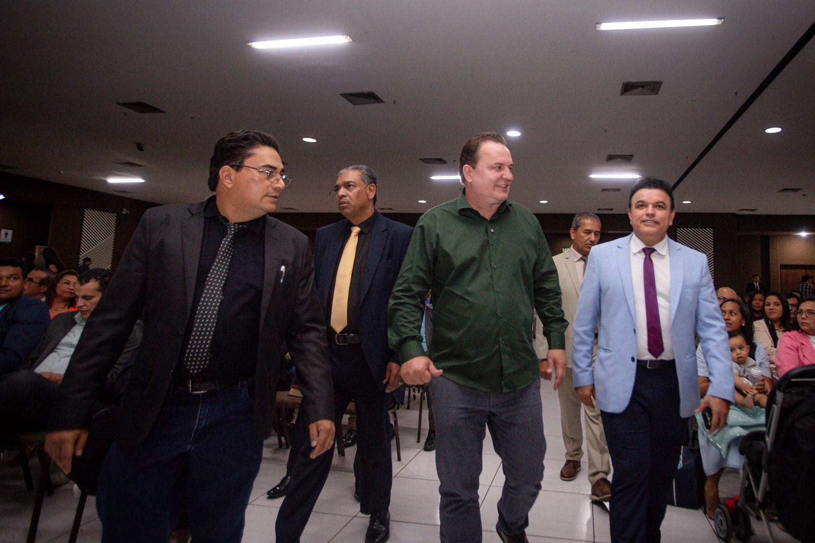 Bira recebe manifestações de apoio de lideranças políticas e religiosas durante convenção