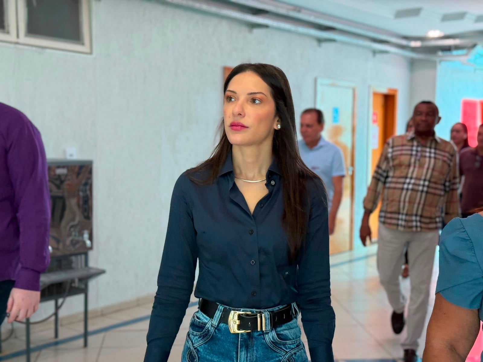 Janaina Riva reúne vereadores de Várzea Grande para debater prioridades do município