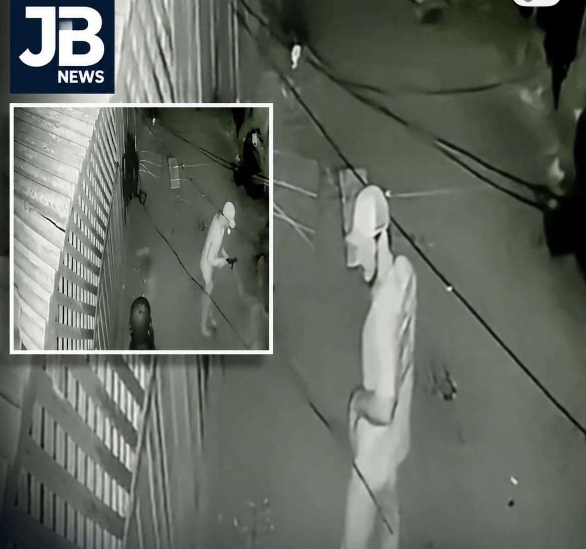 Câmeras registram execução de jovem enquanto urinava nos fundos de conveniência; suspeito é preso em menos de 24 horas