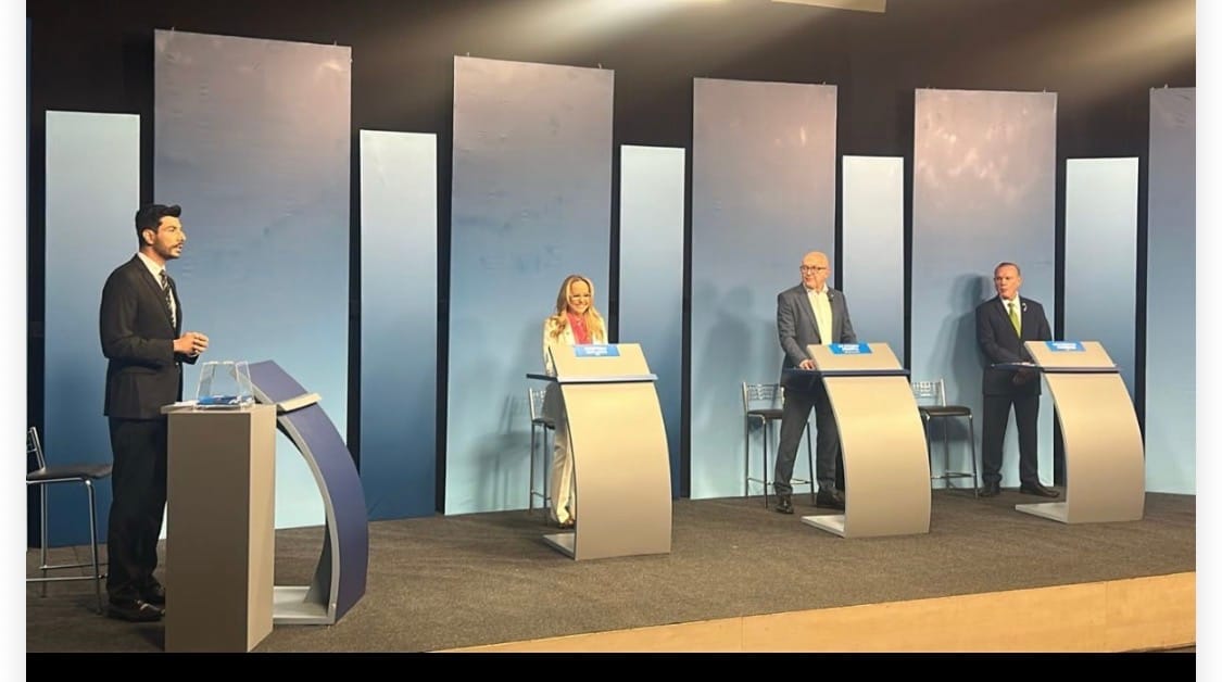 Debate na Centro América: Pivetta destaca 7 mil km de novas rodovias em MT e rebate ataques: “É tempo de denúncia e calúnia”