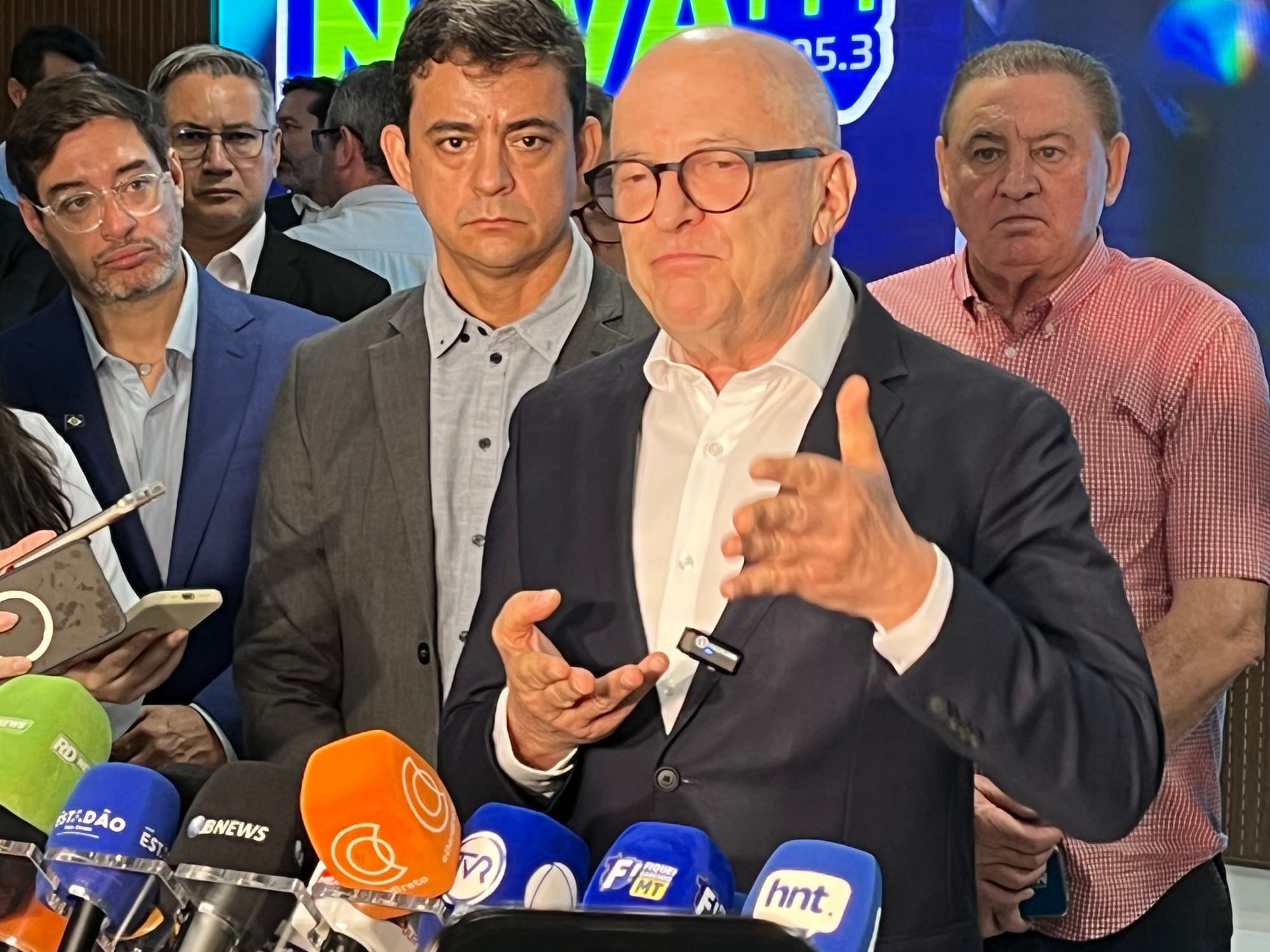 Pivetta rechaça "negociatas" na política e destaca fazimento em MT