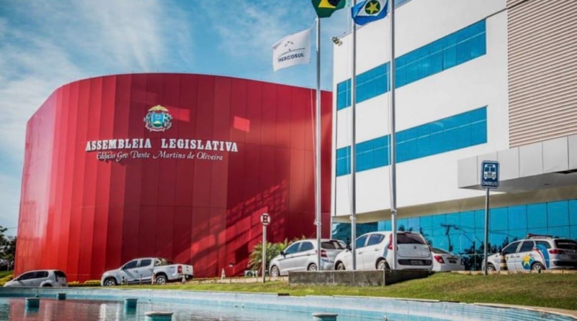 ALMT homologa R$ 208 mil para usar inteligência artificial em legendas e transcrições
