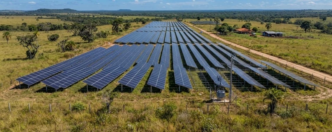 TCE aponta possível sobrepreço de R$ 100,5 milhões em licitação de energia solar e barra novas adesões