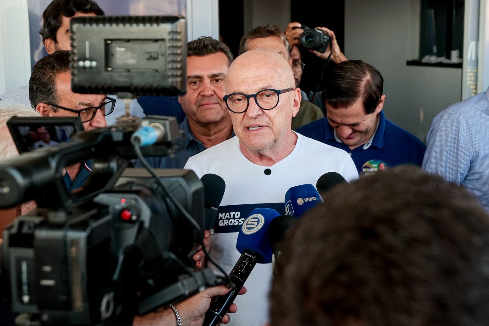 Pivetta promete 6 km de asfalto e anuncia pacote de obras para Nova Poxoréu antes de plebiscito