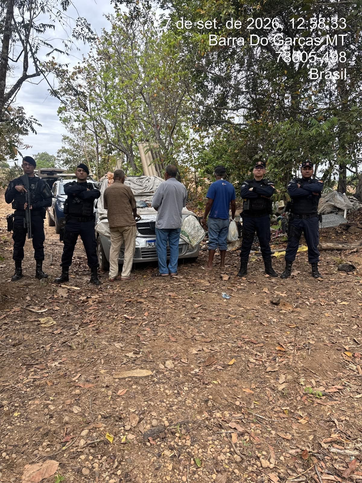 Polícia prende três durante ação em propriedade próxima ao Córrego Voadeira