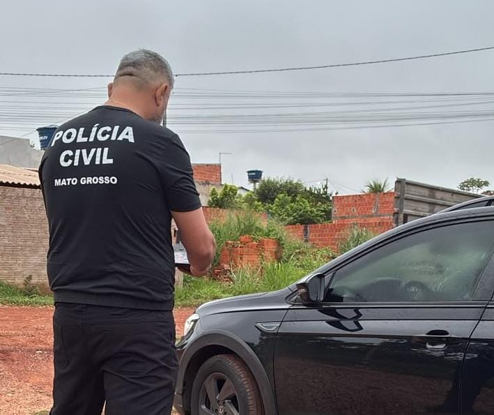 Polícia cumpre 15 ordens judiciais e desarticula central de golpes por WhatsApp em Várzea Grande
