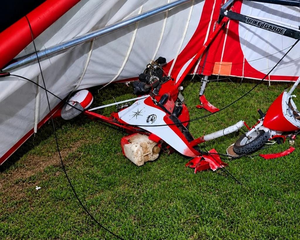 Trike voador fica destruído e homem sofre ferimentos graves em acidente em Lucas do Rio Verde
