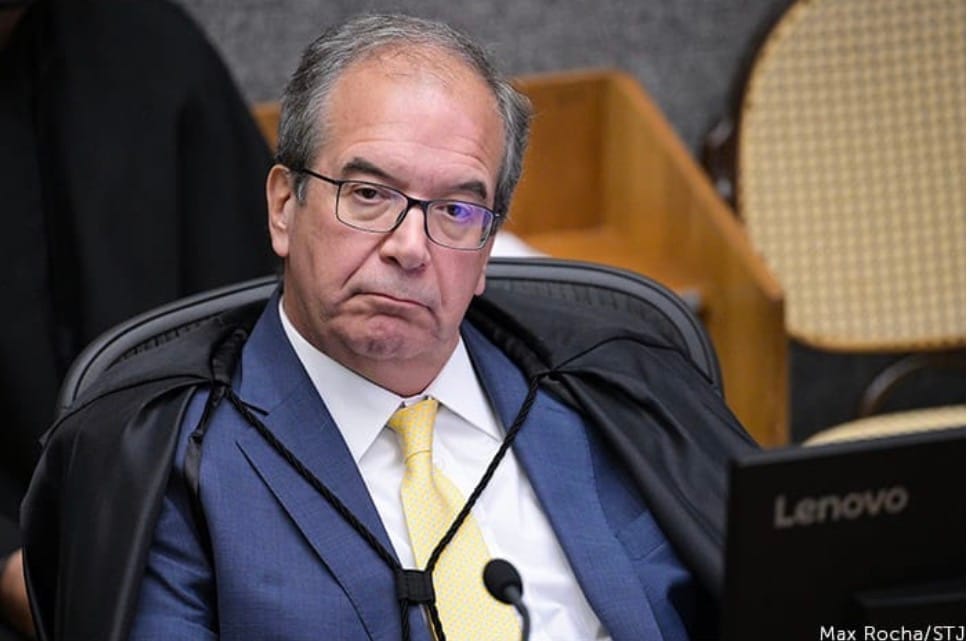 STJ suspende recursos sobre juros cobrados diariamente e vai decidir exigência de informação nos contratos bancários
