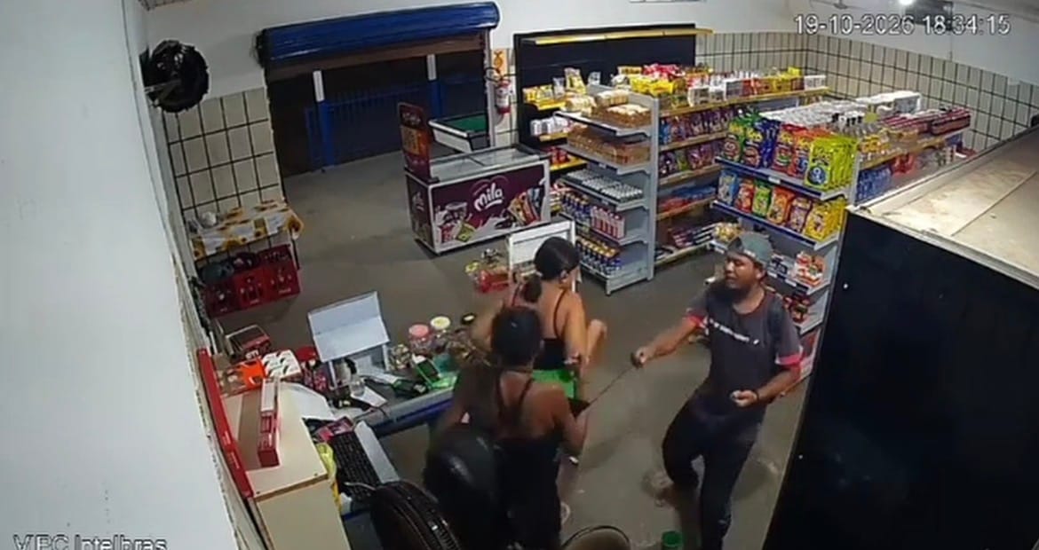 Câmeras flagram mulher sendo perseguida e morta a facada dentro de mercearia em VG; suspeito é preso