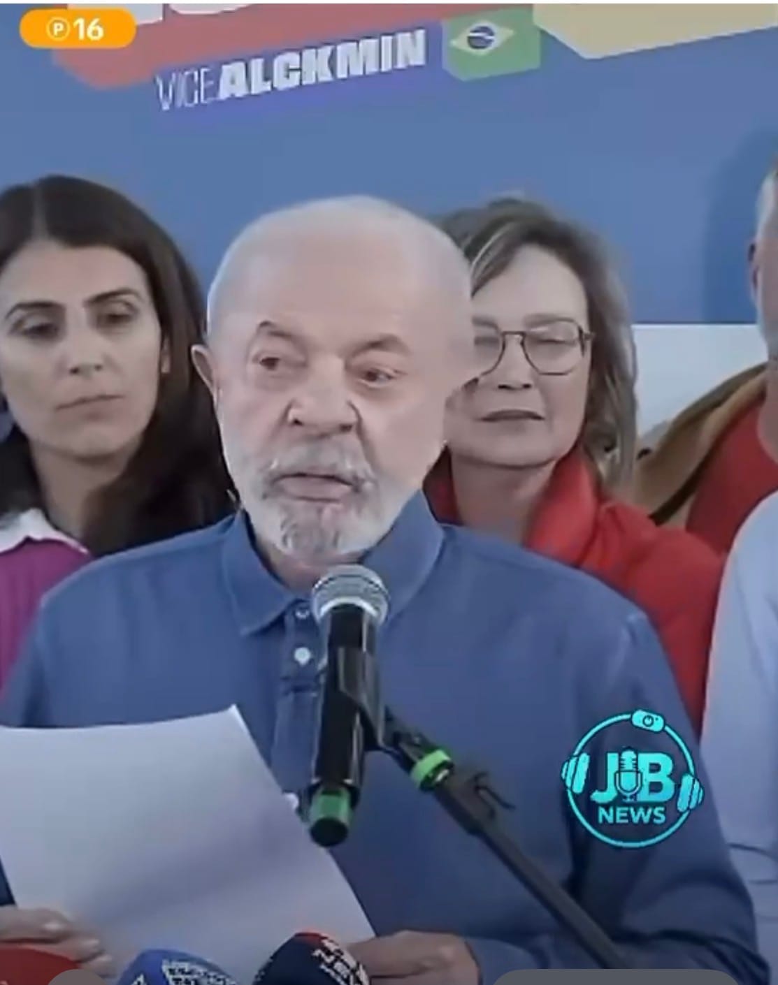 Lula promete abrir sigilos bancário e telefônico dele e dos cinco filhos e desafia Flávio Bolsonaro
