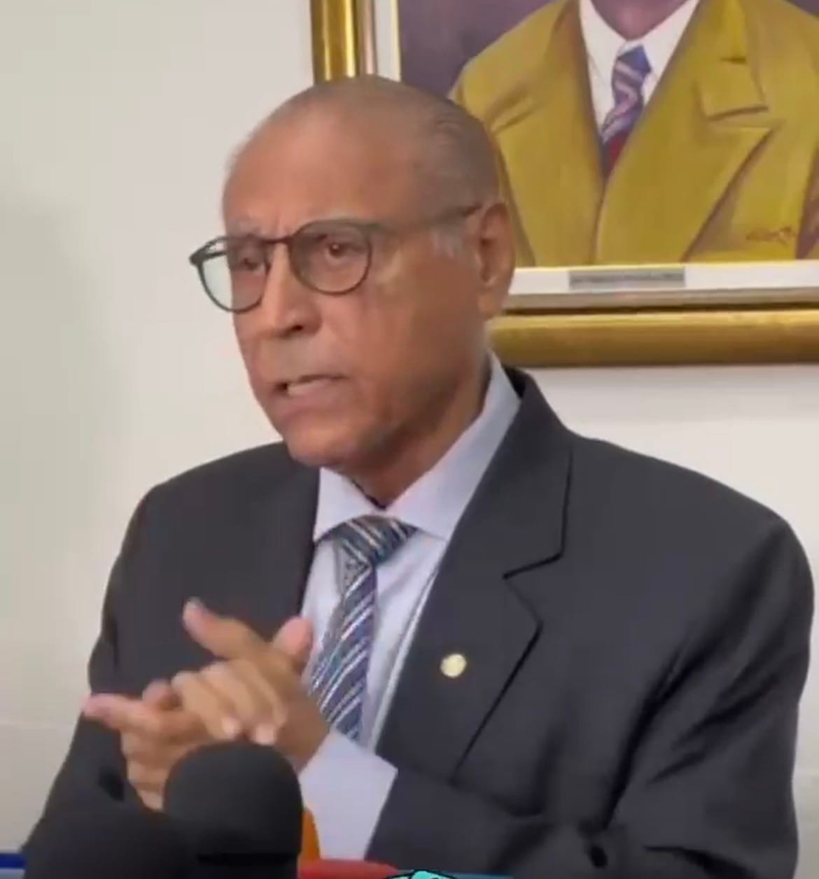 Júlio Campos admite erro da direita na escolha de Flávio, diz que alertou sobre vitória de Lula e que fuga para os EUA foi por pressão de Moraes