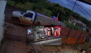 Caminhão mata mãe e filha e fere cinco crianças após perder o controle e invadir casa em Tangará da Serra