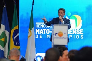 Sérgio Ricardo destaca Mato Grosso 2050 e defende qualificação no II Encontro Mato-grossense de Municípios