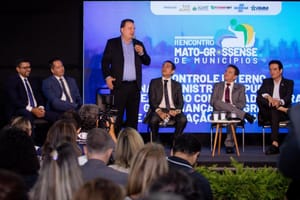 Max Russi defende controle interno como guia para eficiência das políticas públicas nos municípios
