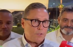 Mauro Carvalho comunica debandada geral do PRD e migração em bloco até 4 de abril “Todos iremos para um só partido”  VEJA O VÍDEO