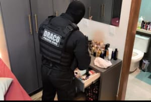 Operação Speakeasy: 12 são presos por lavar mais de R$ 200 milhões para facção com distribuidoras de fachada em MT