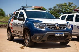 PM localiza e prende suspeito por violência doméstica, após denúncia do filho da vítima