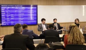 Seminário discute proteção de dados e alerta para riscos de manipulação digital contra crianças e adolescentes