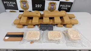 Cavalaria da PM prende dupla de faccionados com 23 quilos de drogas em Matupá