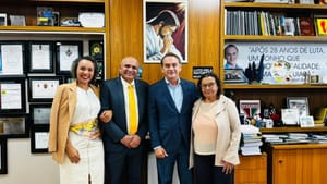 Wilson Santos licencia e Professor Sivirino assume vaga na ALMT