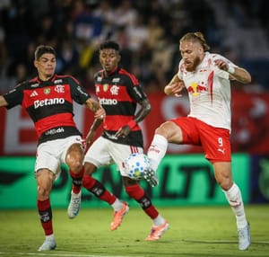 Flamengo é goleado pelo Red Bull Bragantino no Brasileirão 