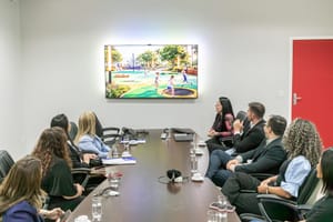 Prefeitura apresenta projeto da Casa do Autista a especialistas em reunião institucional no Fórum