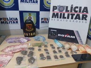 Rotam prende mãe e filha por tráfico de drogas e apreende entorpecentes e dinheiro