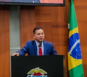 Lei reforça combate à violência contra idosos em Mato Grosso